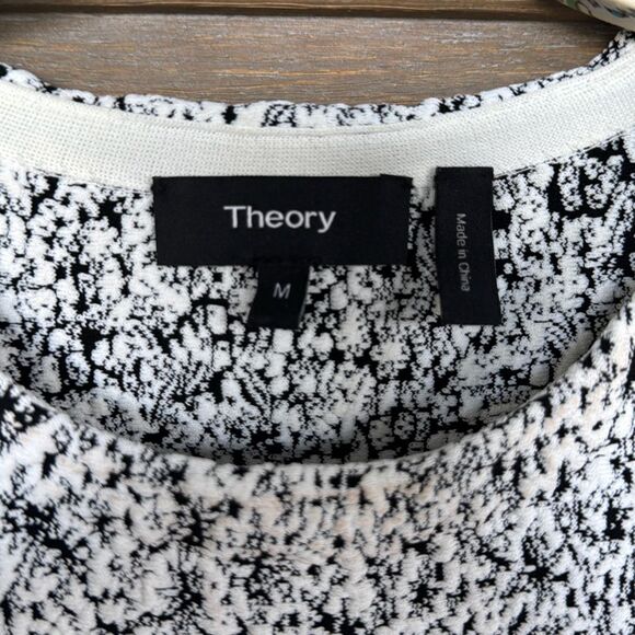 Theory Colisha Lustrate Sleeveless Peplum Stretch Top medium - Picture 7 of 11